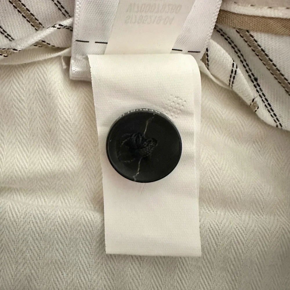 Banana Republic discover sophisticated